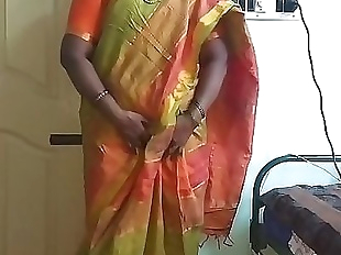 Indian desi maid forced to show her natural tits..