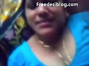 South Indian Aunty Shyly Shows Her Boobs - 2 min